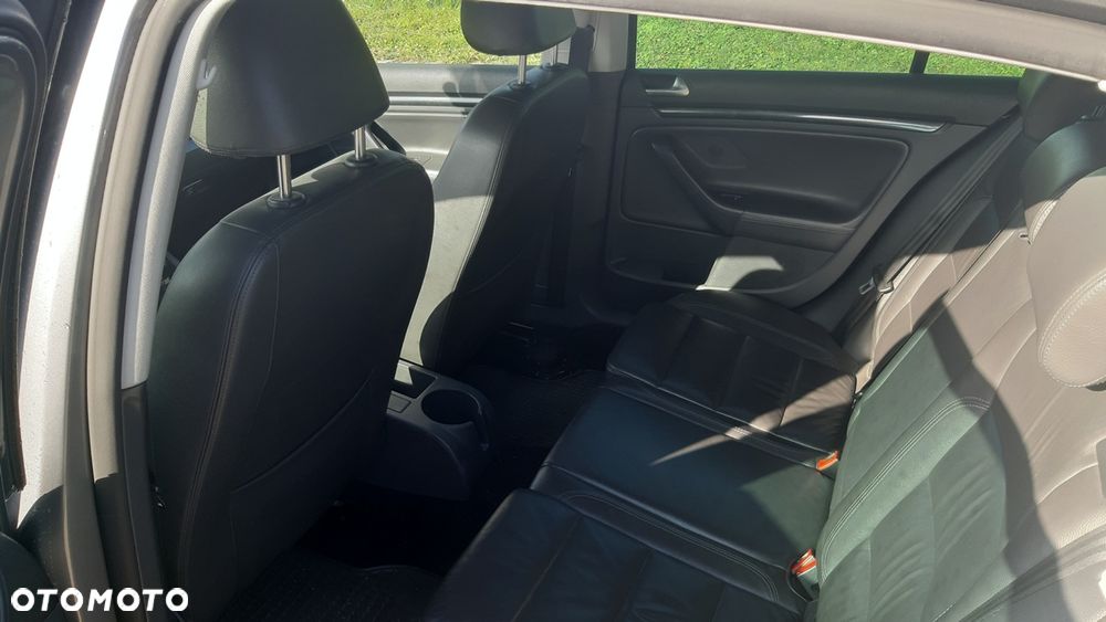 Volkswagen Golf 1.9 TDI 4Motion GT Sport - 8