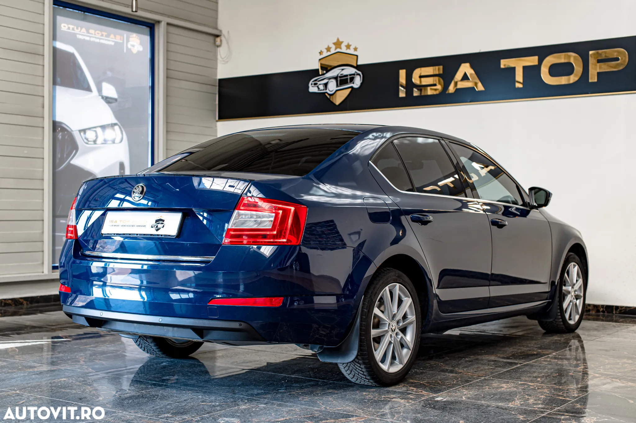 Skoda Octavia 2.0 TDI 4x4 DSG Ambition - 4