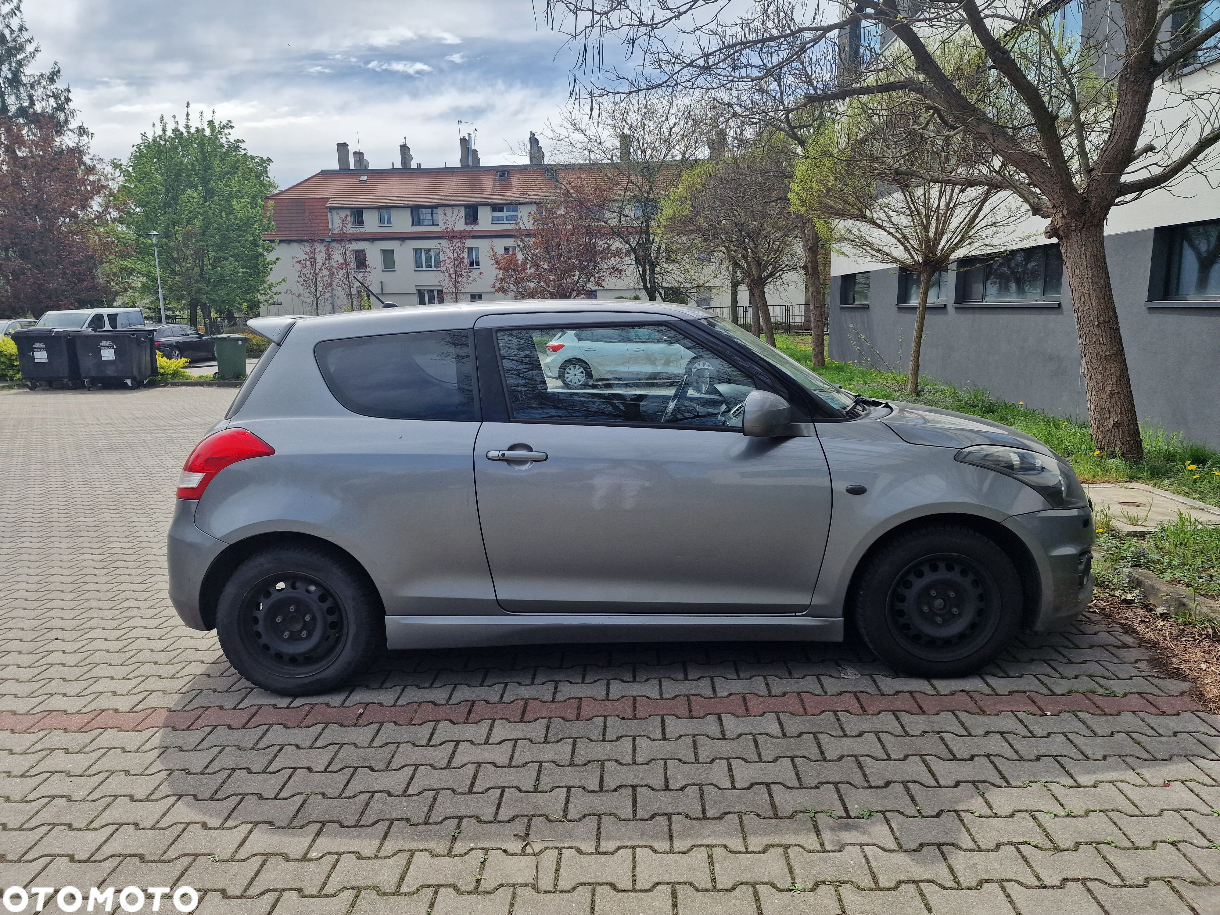 Suzuki Swift 1.6 Sport - 1