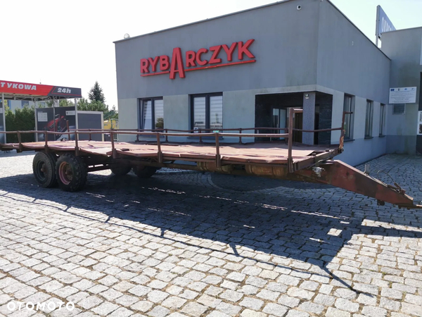 Przyczepa 11m do słomy