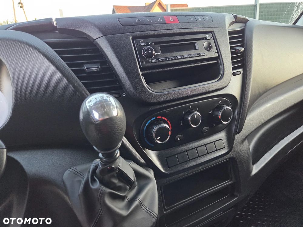 Iveco 35S14 KONTENER KLIMA TEMPOMAT WINDA DO JAZDY - 6
