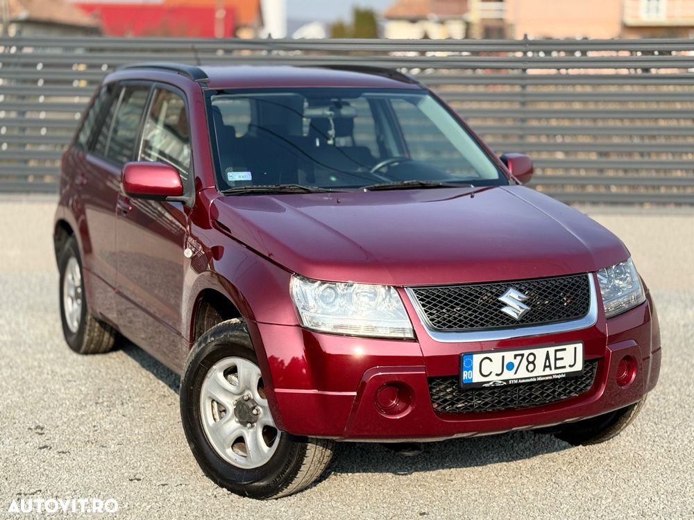 Suzuki Grand Vitara 1.9 DDiS Comfort DPF - 2