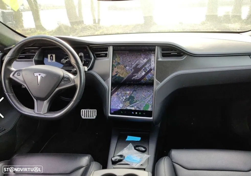 Tesla Model S P100D - 17