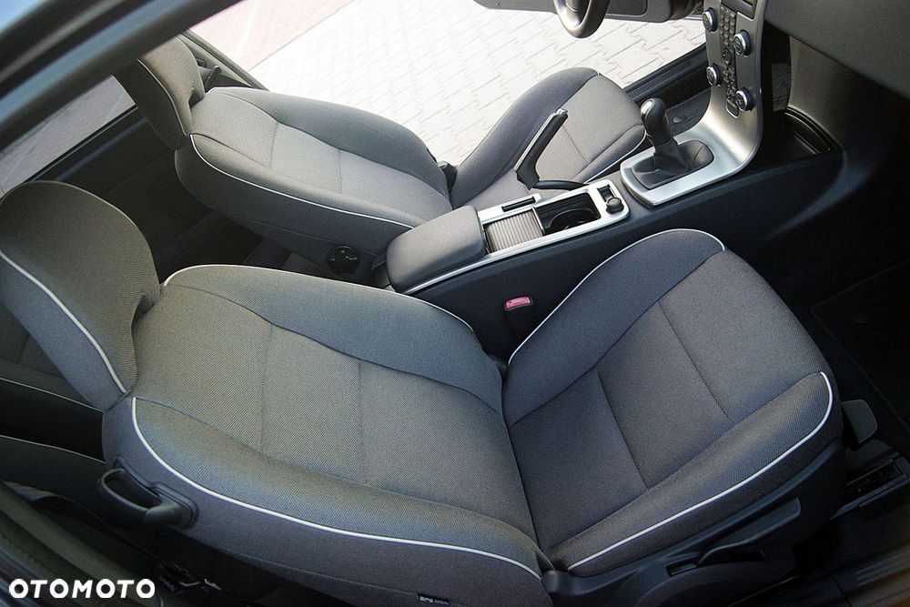 Volvo C30 1.8 Kinetic - 28