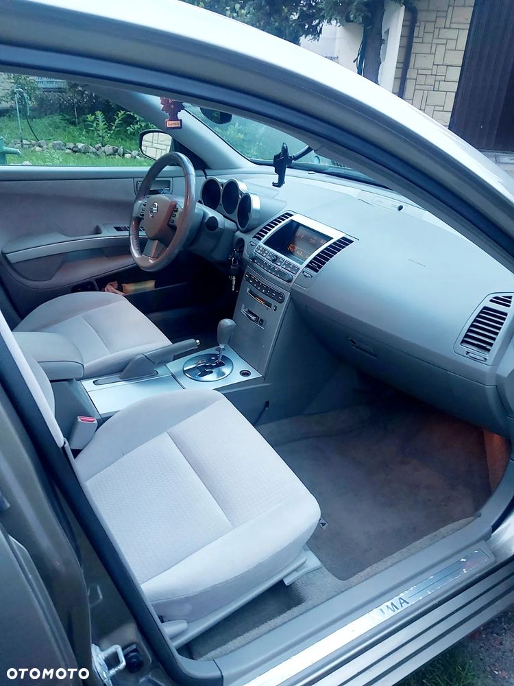 Nissan Maxima 3.5 SE - 10
