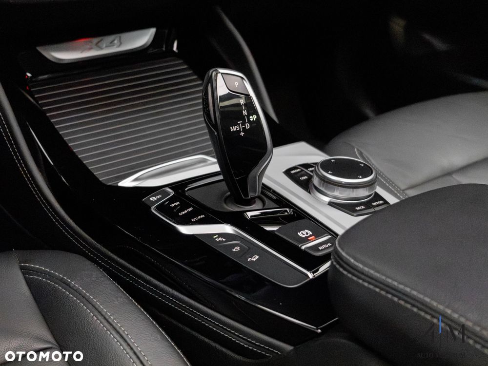 BMW X4 - 26