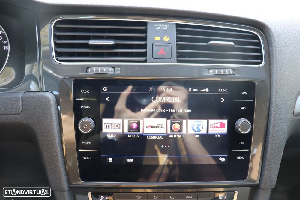 VW Golf Variant 1.6 TDi Confortline - 21