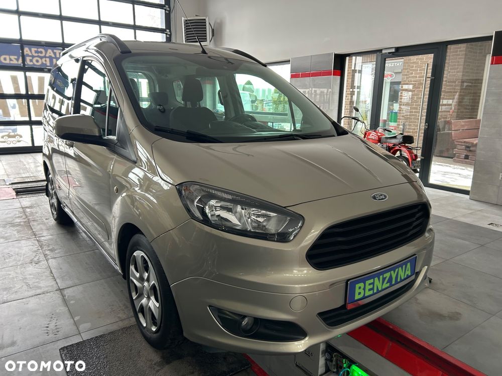 Ford Tourneo Courier 1.0 EcoBoost S&S Ambiente - 10