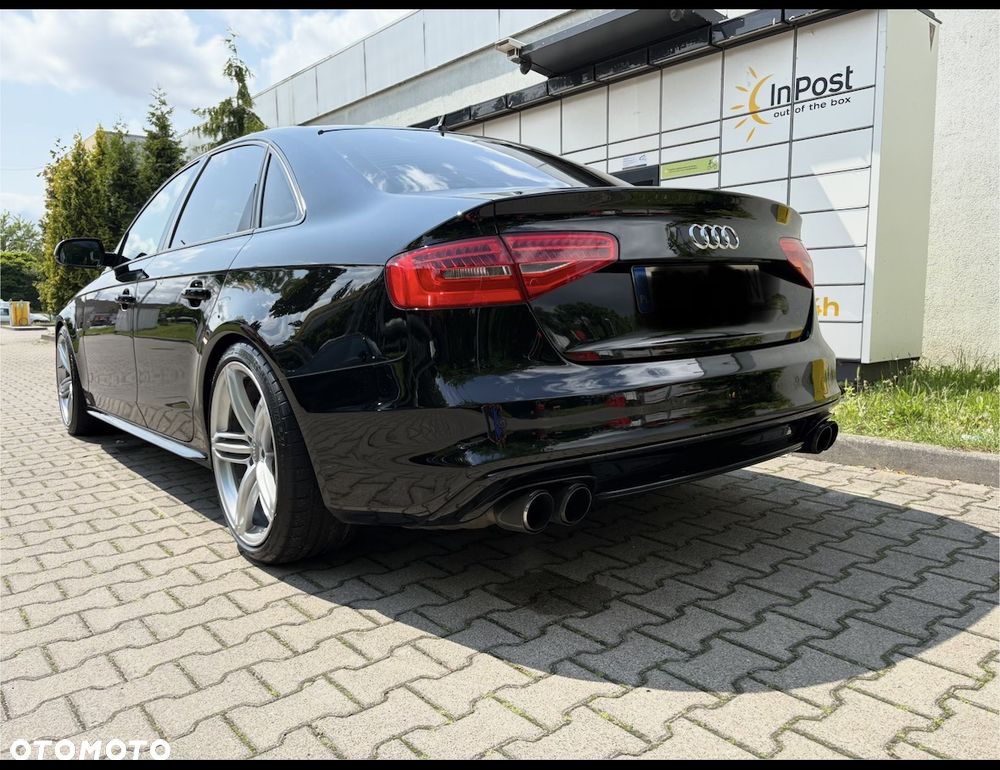 Audi A4 Limousine - 18