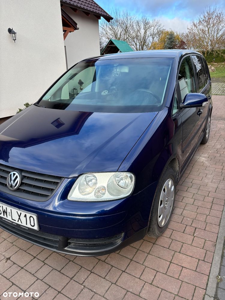 Volkswagen Touran - 3