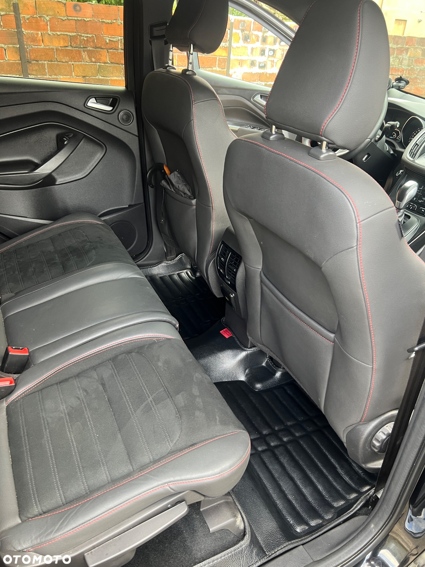 Ford Kuga 2.0 TDCi AWD ST-Line - 23