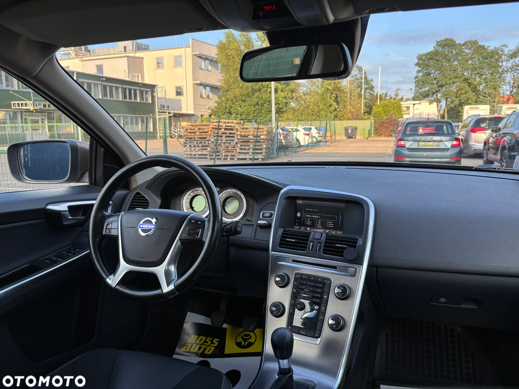 Volvo XC 60 - 22
