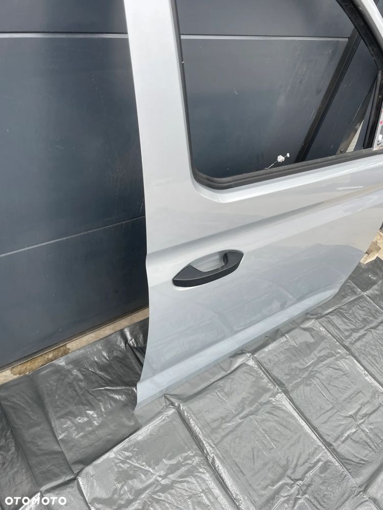 VW CADDY V 2K7 drzwi prawy przód LA7W do założenia w kolor - 2