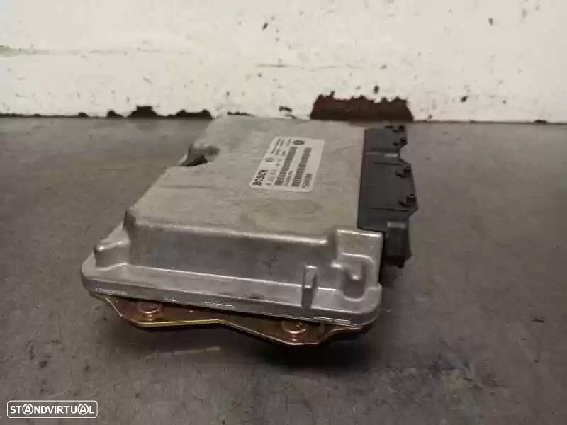 CENTRALINA MOTOR UCE JEEP GRAND CHEROKEE II 2001 -P56044590AA - 4