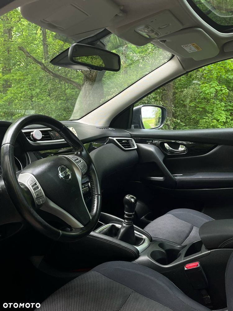 Nissan Qashqai 1.6 DIG-T 360 - 5