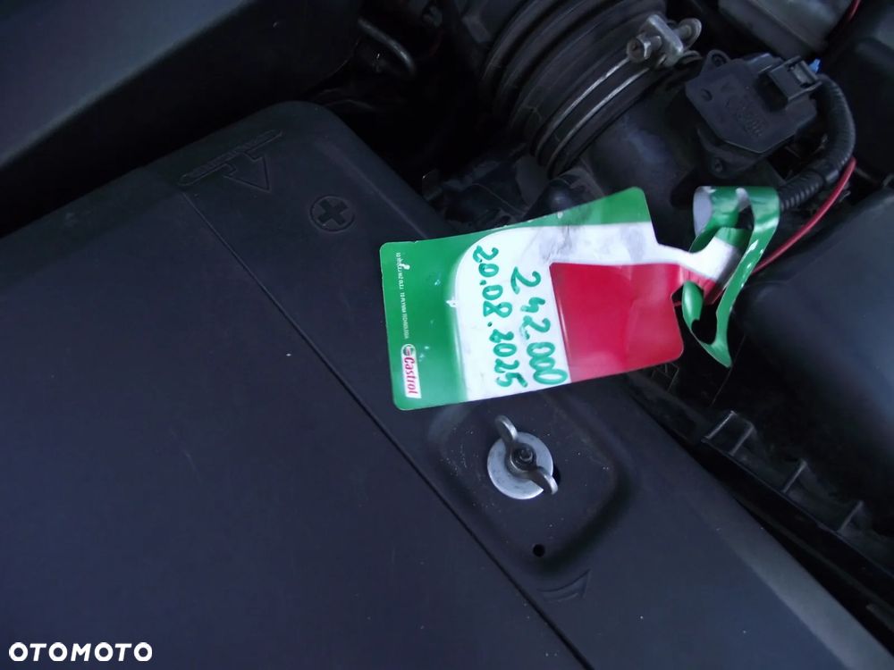 Toyota Avensis 2.0 D-4D Edition - 26