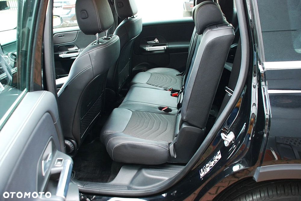 Mercedes-Benz GLB 200 d Progressive 8G-DCT - 10