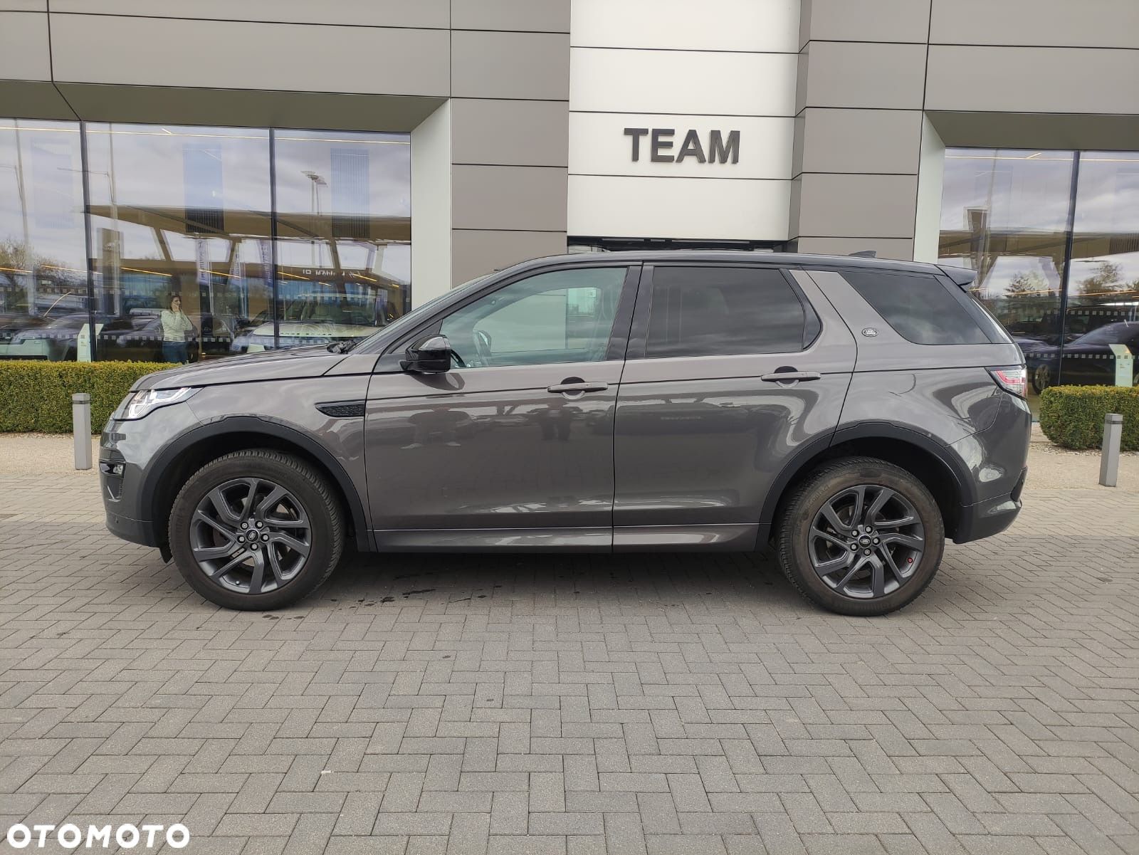 Land Rover Discovery Sport 2.0 D180 R-Dynamic HSE - 1