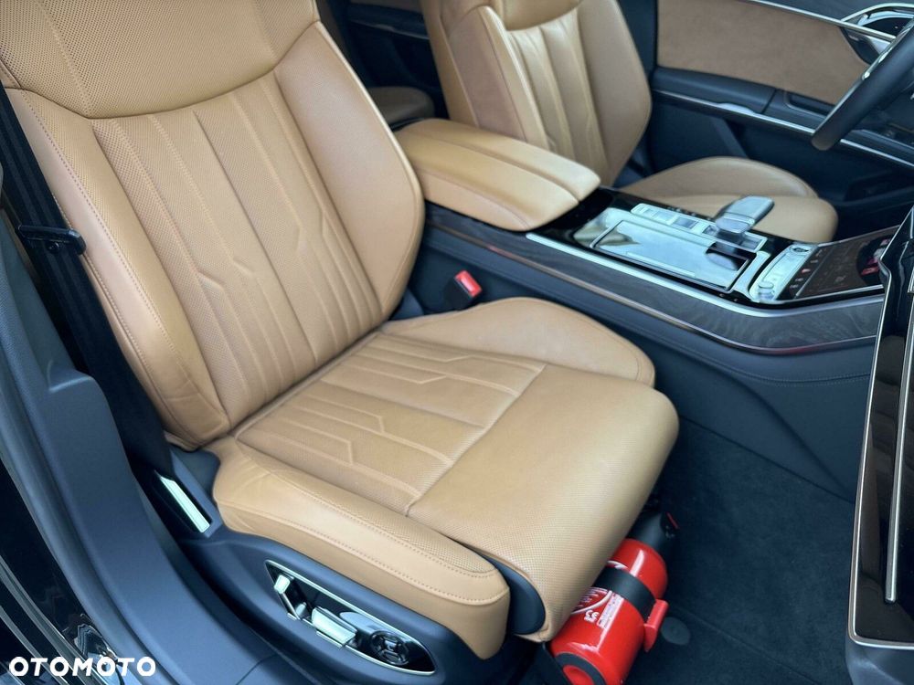 Audi A8 - 33