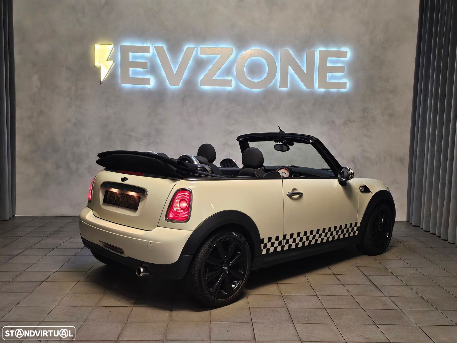 MINI Cabrio Cooper D - 7