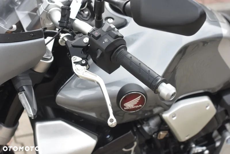 Honda CB - 34