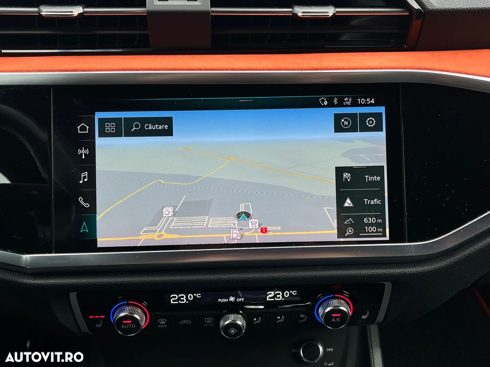 Audi Q3 2.0 40 TFSI S tronic quattro - 28