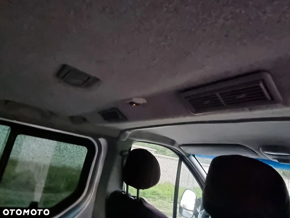 Renault Trafic - 14
