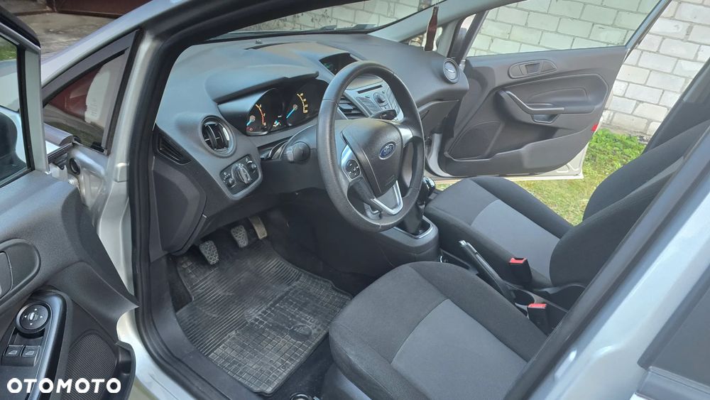 Ford Fiesta 1.25 Silver X (Ambiente) - 3