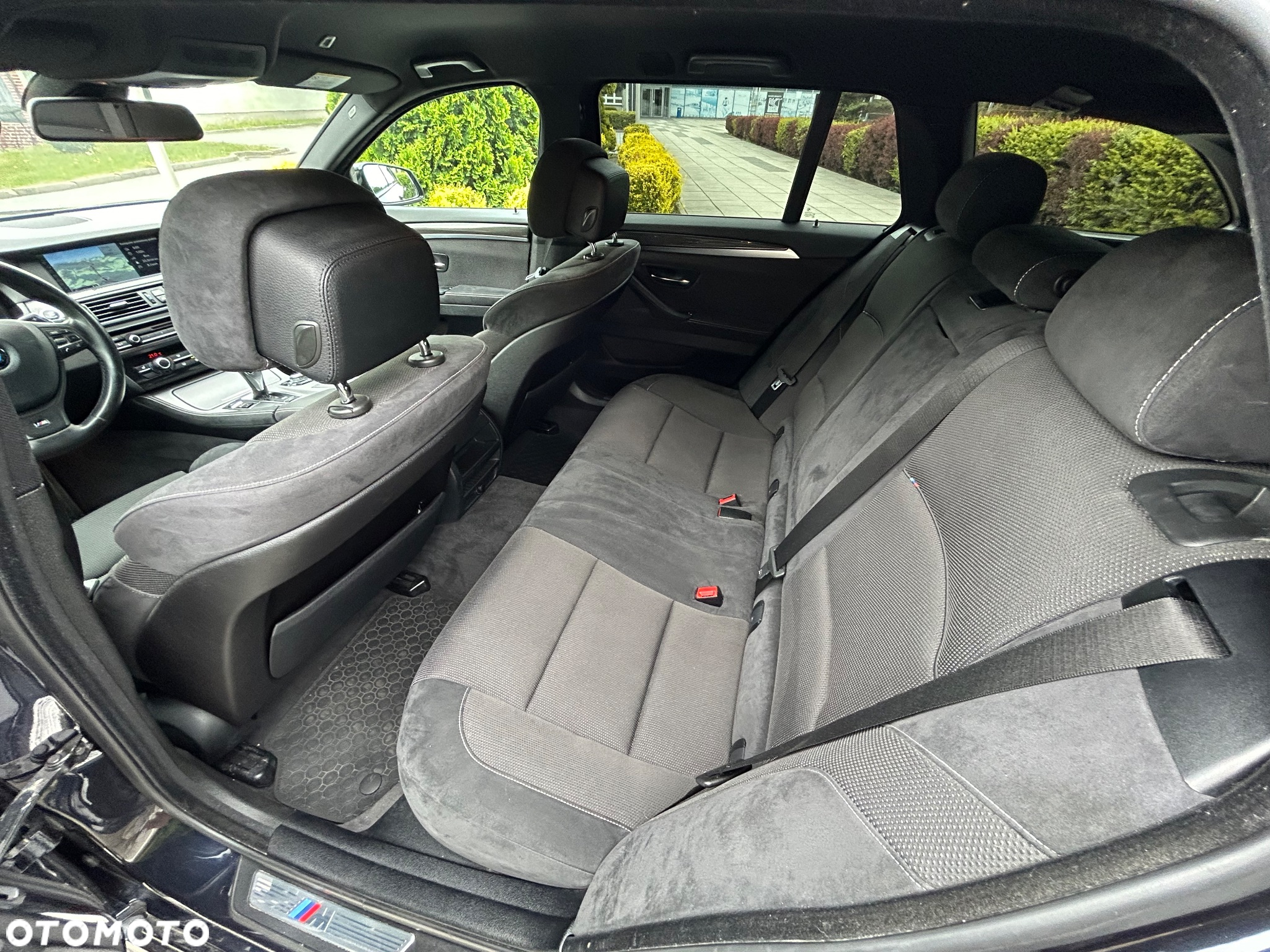 BMW Seria 5 525d Touring - 12