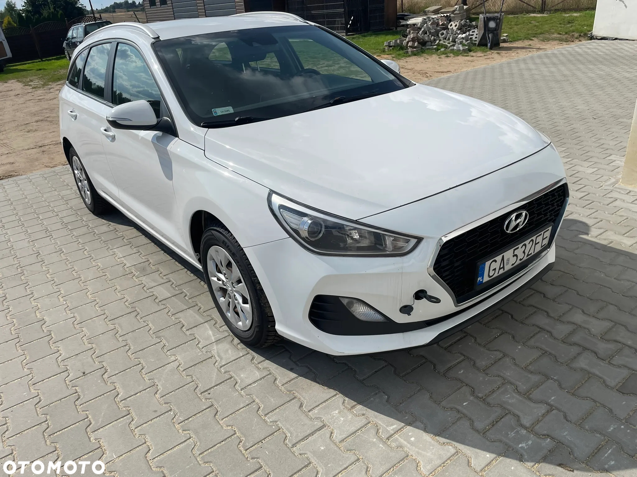 Hyundai i30 1.6 D Classic + - 3