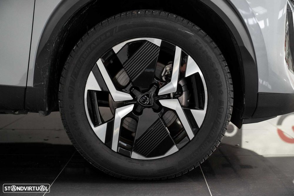 Peugeot 2008 - 4