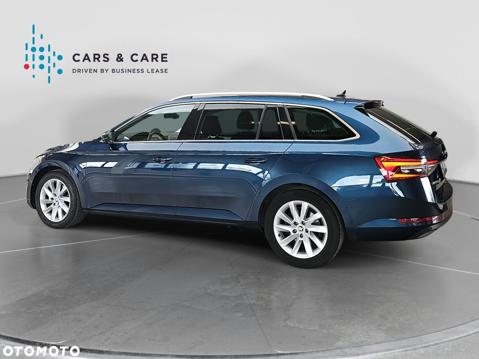 Skoda Superb 2.0 TDI SCR Ambition DSG - 32