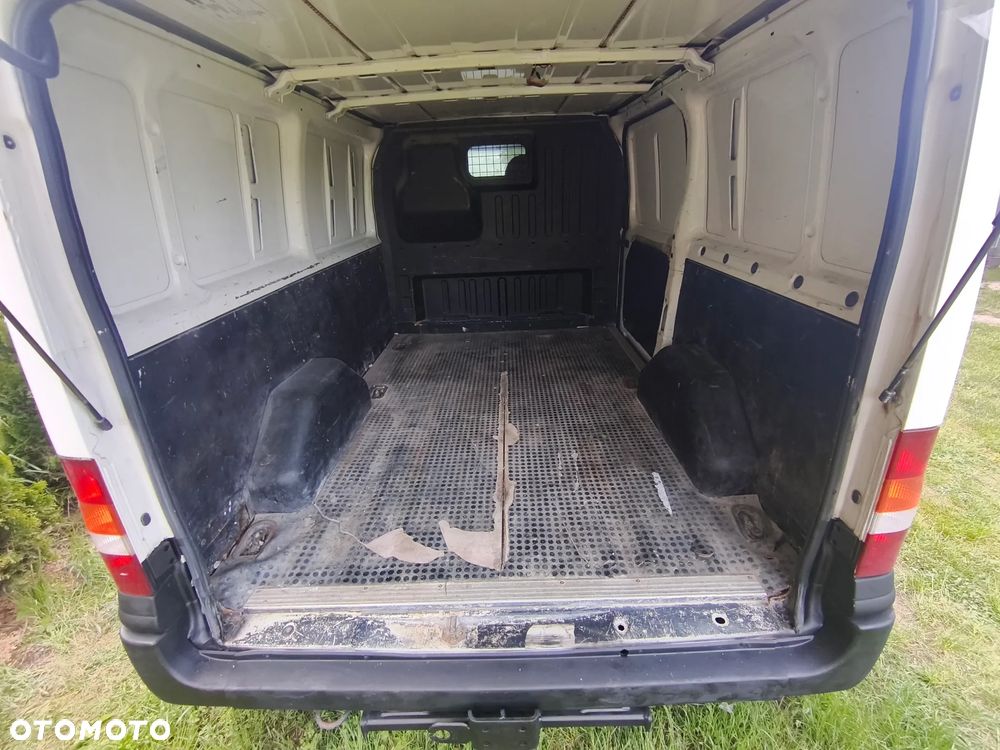 Ford Transit - 9