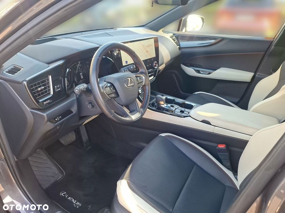 Lexus NX 450h+ Prestige AWD - 9