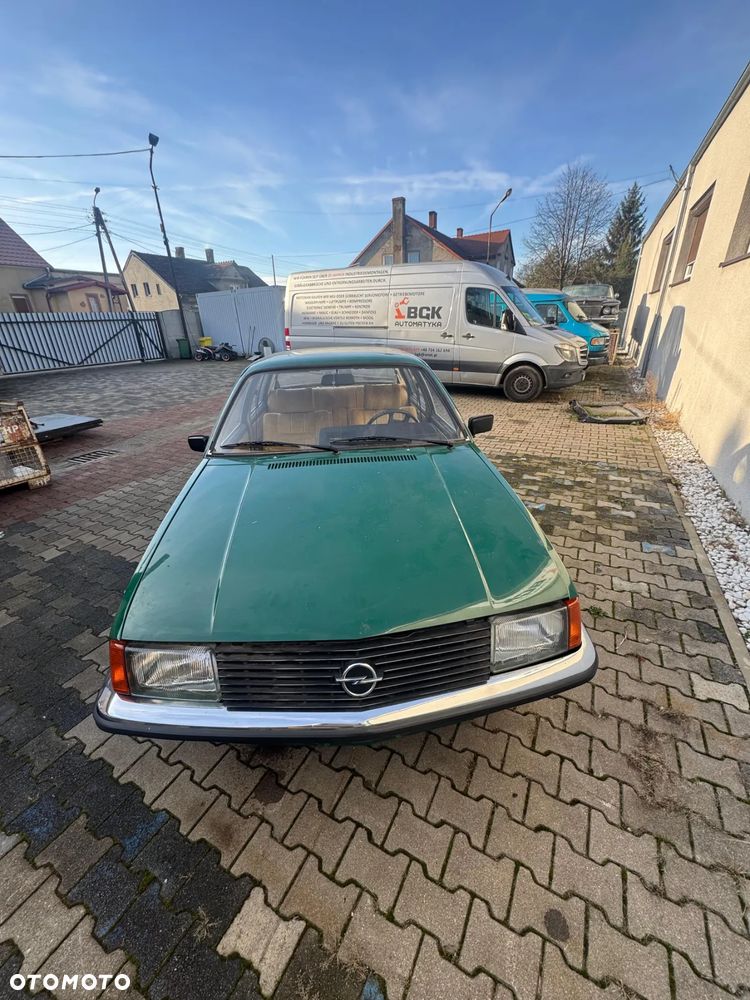 Opel Rekord - 1