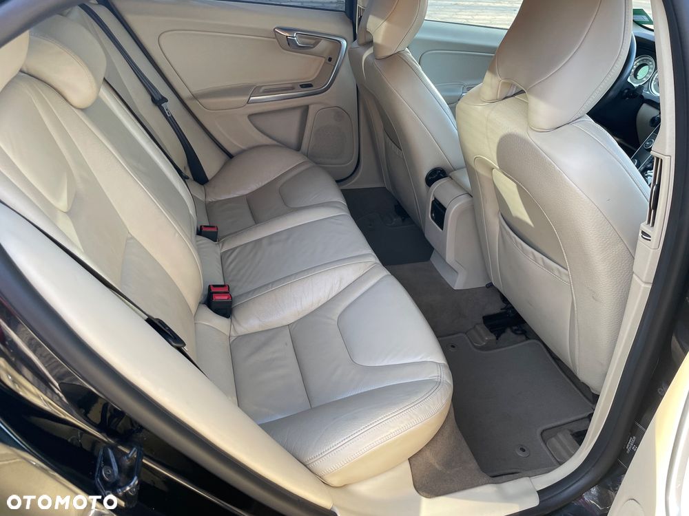Volvo S60 2.0T Summum - 17