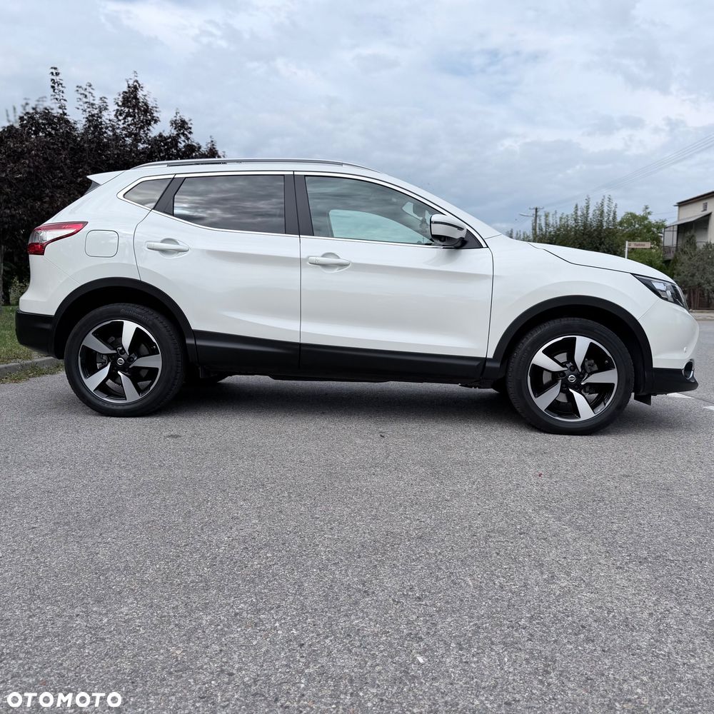 Nissan Qashqai 1.6 DIG-T N-Connecta - 11