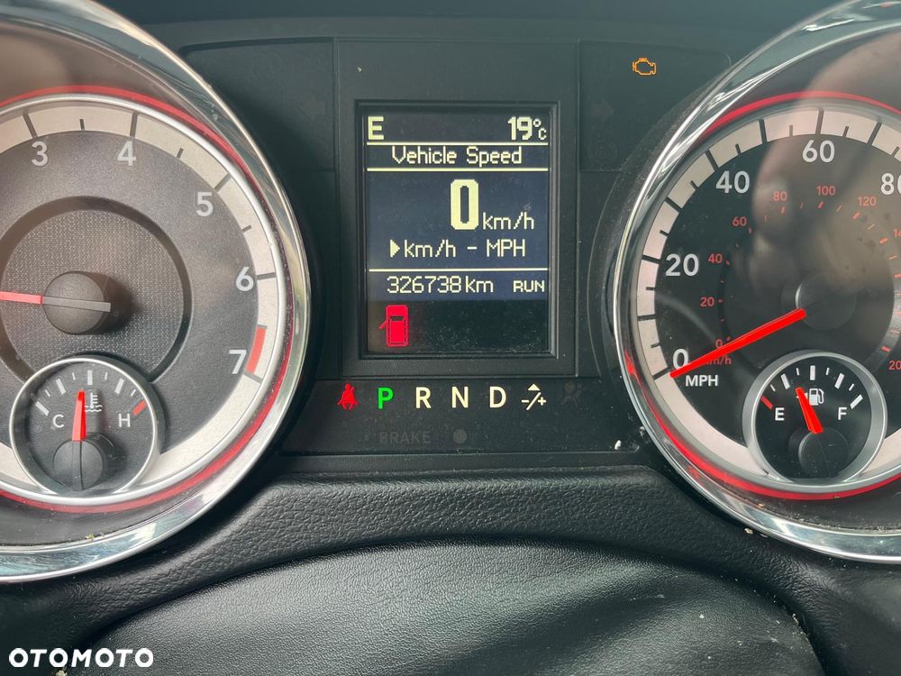 Dodge Grand Caravan 3.6 R/T - 10