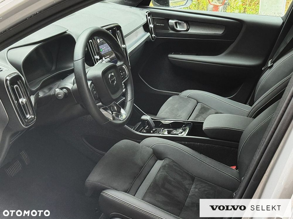 Volvo XC 40 - 23