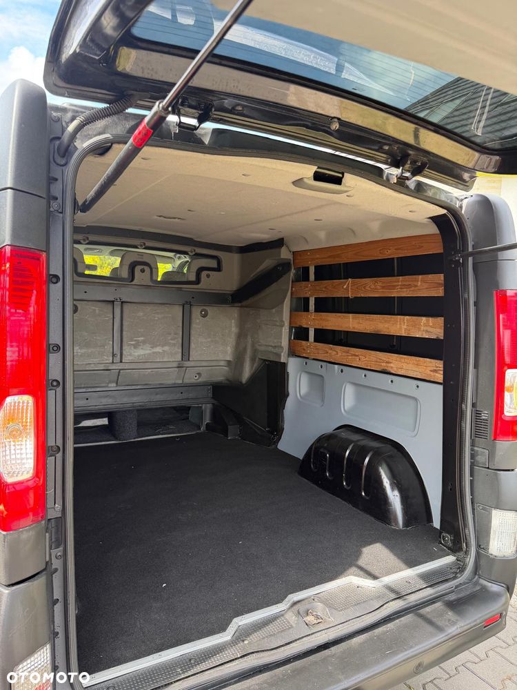 Renault Trafic - 19