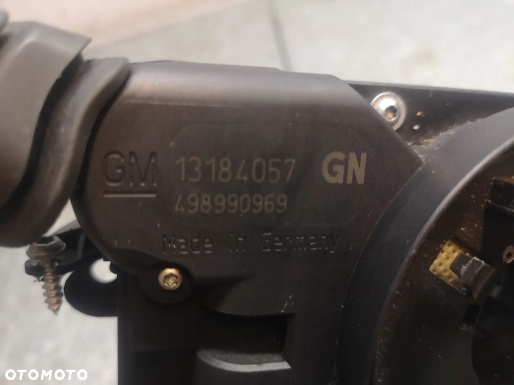 PRZEŁĄCZNIK ZESPOLONY OPEL ASTRA H ZAFIRA B z kluczykiem 13184057 GN - 3