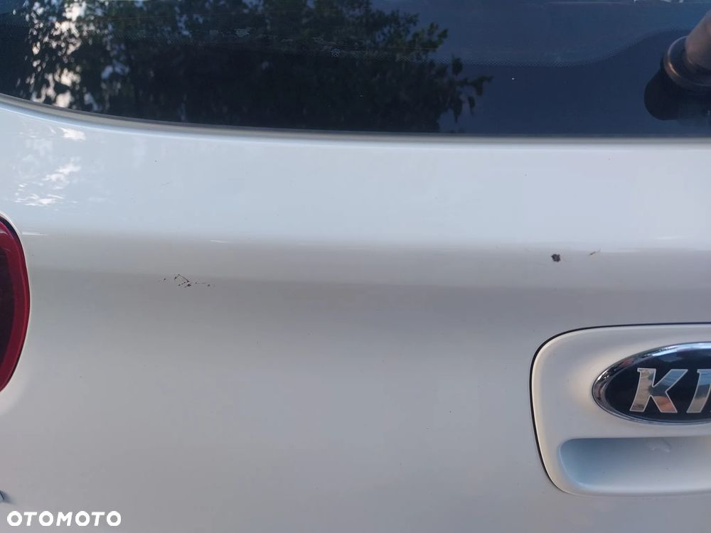 Kia Rio - 19