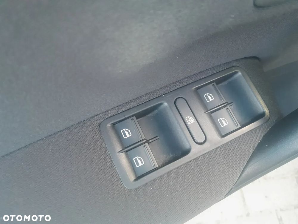 Volkswagen Polo - 10