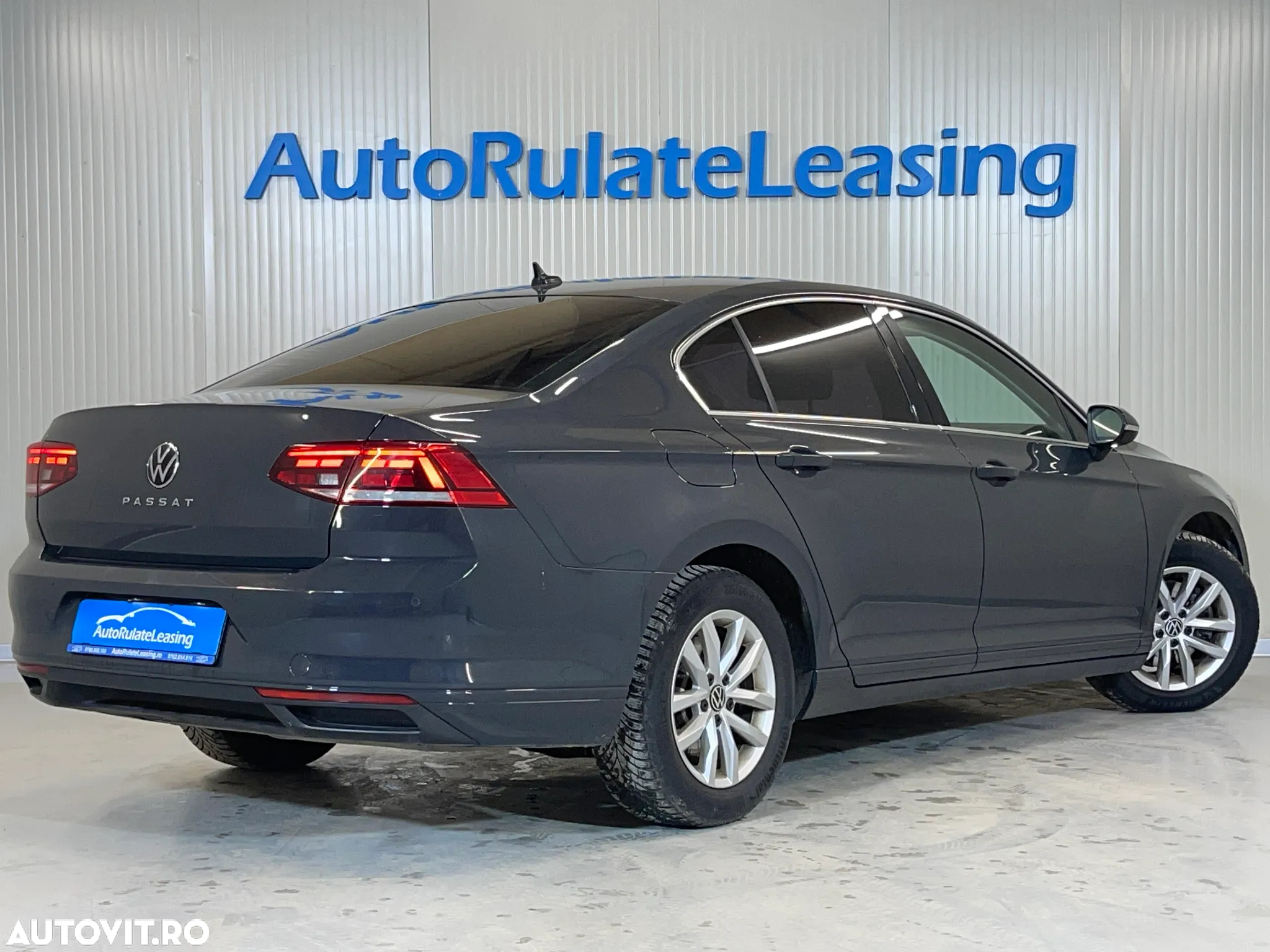 Volkswagen Passat 2.0 TDI DSG Comfortline - 3