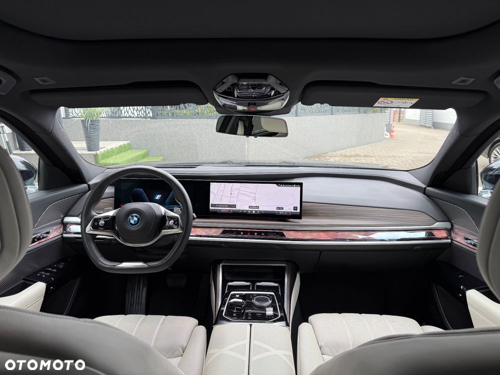BMW Seria 7 - 20