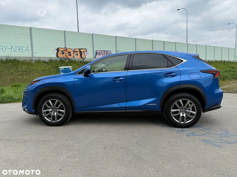 Lexus NX 300h Elegance AWD - 8