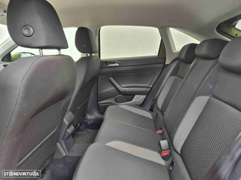 VW Taigo 1.0 TSI Urban DSG - 19