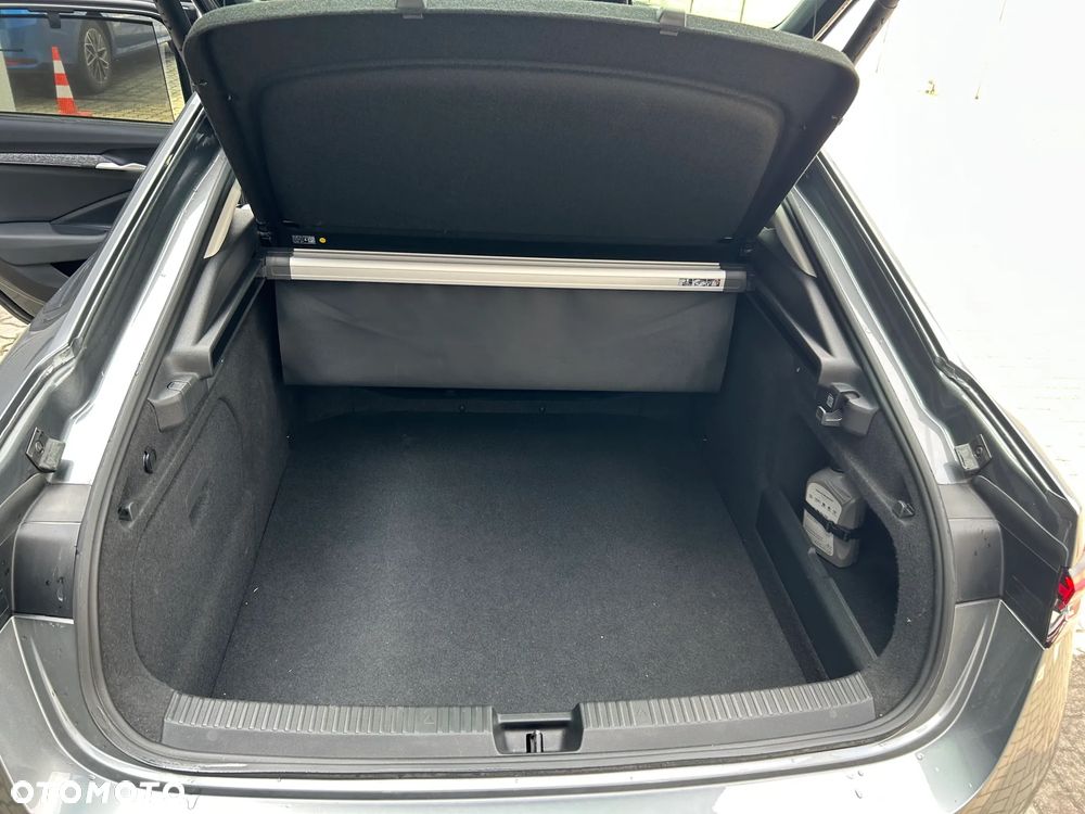 Skoda Superb 1.5 TSI mHEV Selection DSG - 11