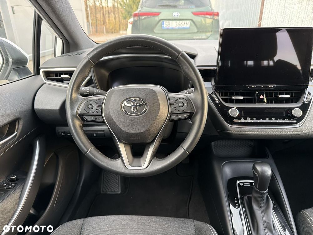 Toyota Corolla - 11