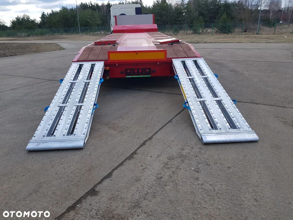 Janmil siodło mega 950 / oś skrętna /  zamki kontnerowe 20' + 40' - 24